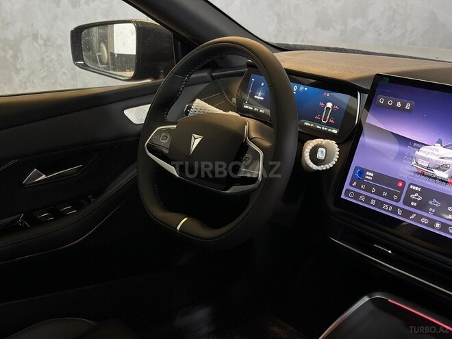 Changan Deepal SL03-10