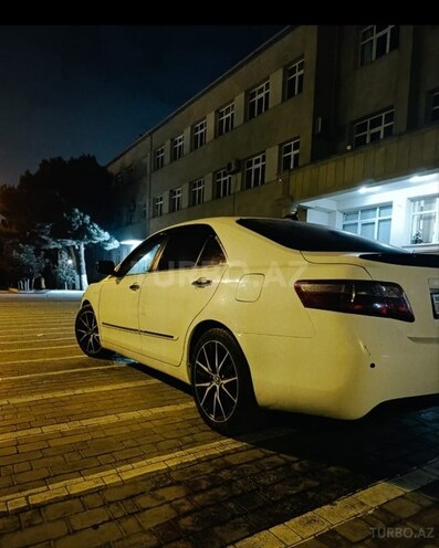 Toyota Camry-4