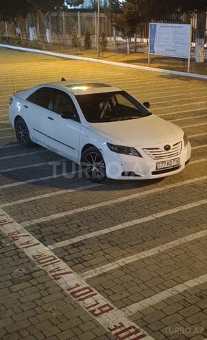 Toyota Camry-1