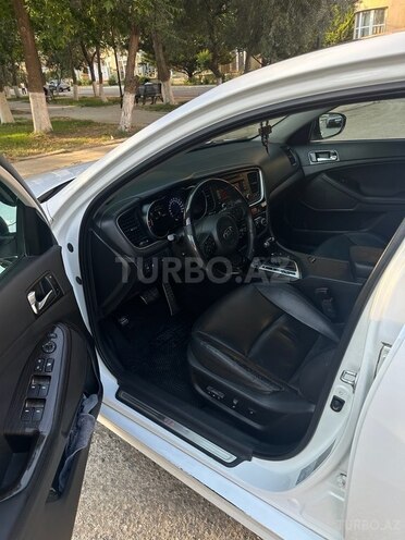 Kia Optima-3