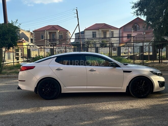 Kia Optima-13