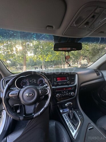 Kia Optima-4