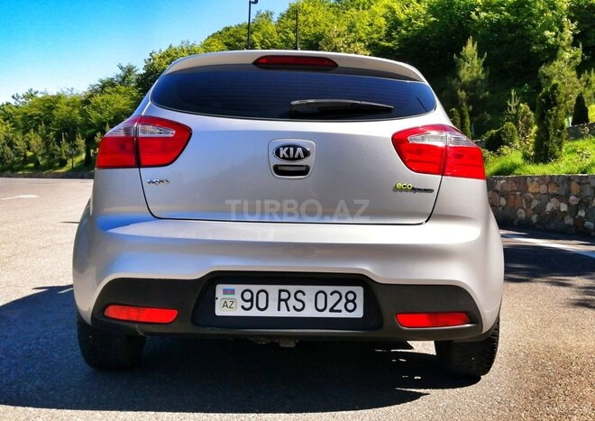 Kia Rio-6