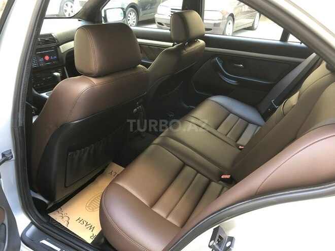 BMW 530-5