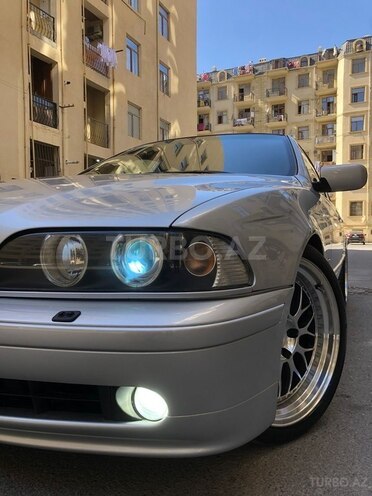 BMW 530-2