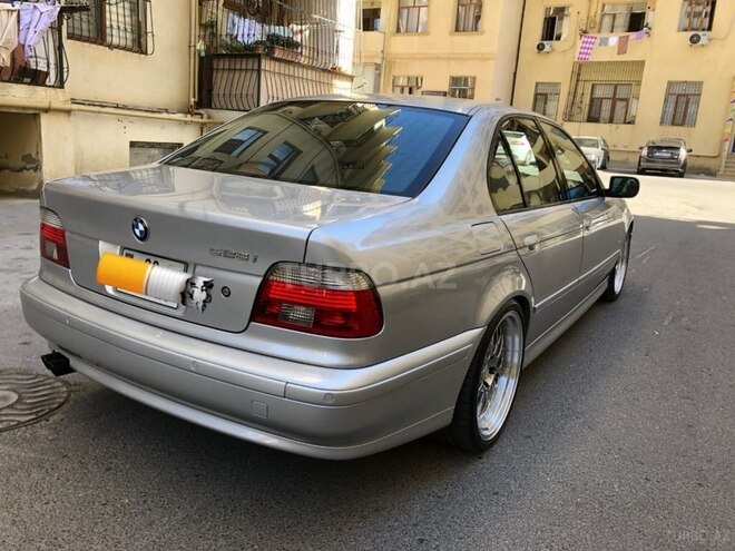 BMW 530-3