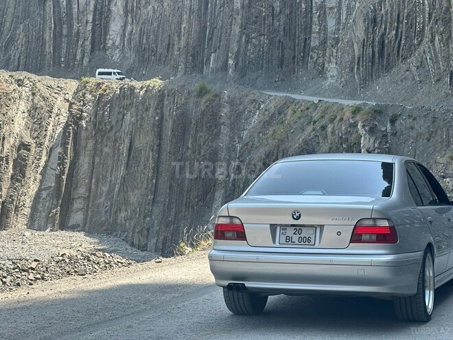 BMW 530-13