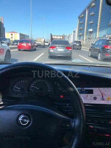 Opel Vectra-5