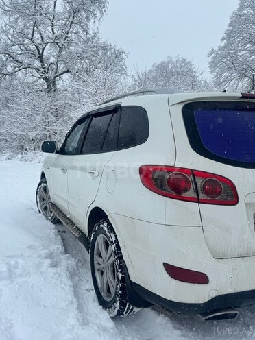 Hyundai Santa Fe-5