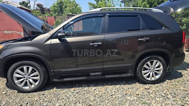 Kia Sorento-4