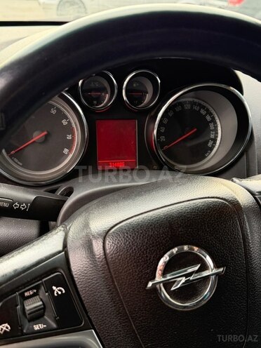 Opel Astra-8