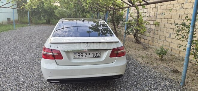 Mercedes E 350 4MATIC-2