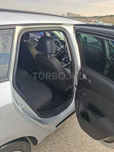 Opel Astra-11