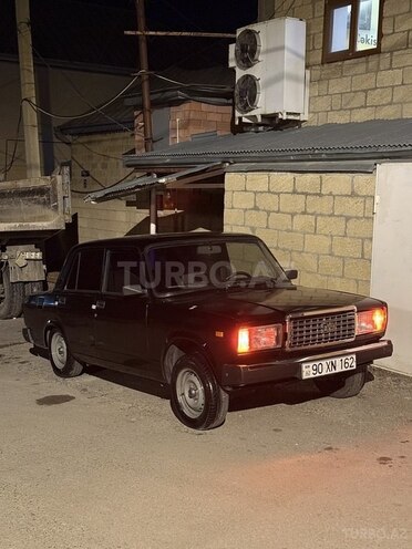 LADA (VAZ) 2107-2