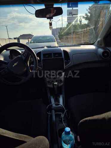 Chevrolet Aveo-6