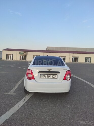 Chevrolet Aveo-2
