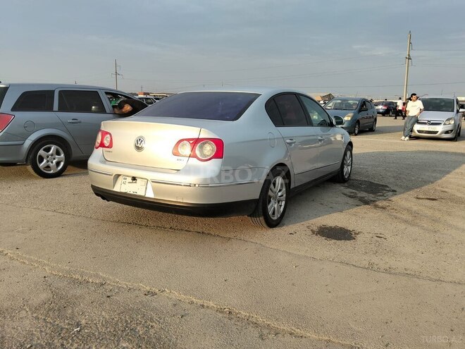 Volkswagen Passat-5