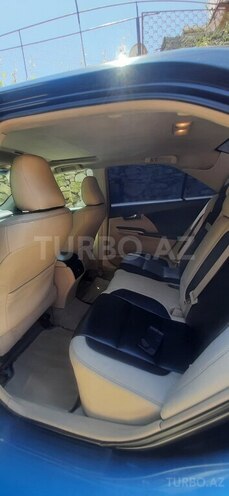 Toyota Camry-7
