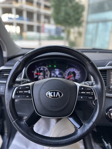 Kia Sorento-17