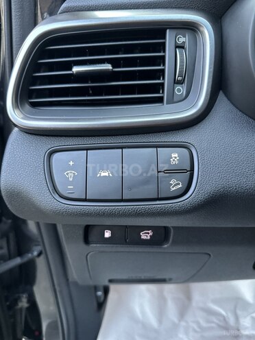 Kia Sorento-18