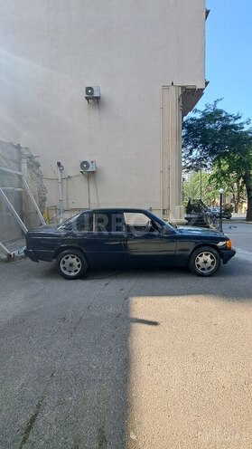 Mercedes 190-3