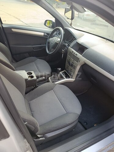 Opel Astra-7