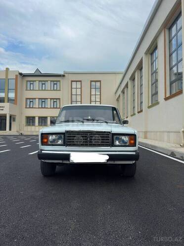 LADA (VAZ) 2107-1