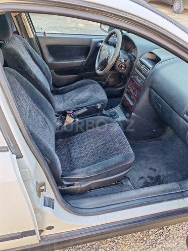Opel Astra-14