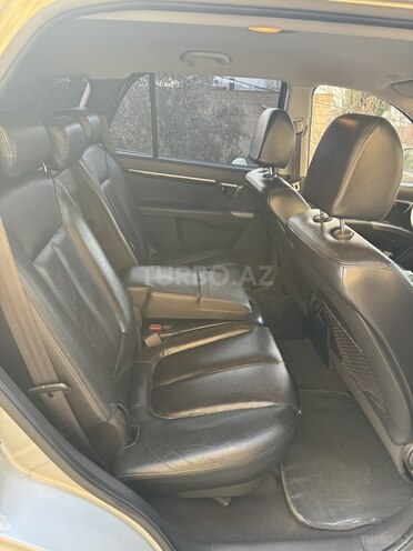 Hyundai Santa Fe-7