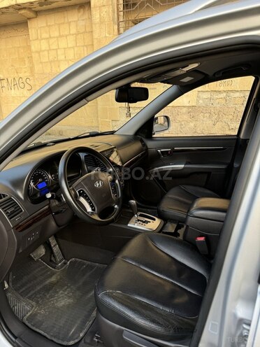 Hyundai Santa Fe-5