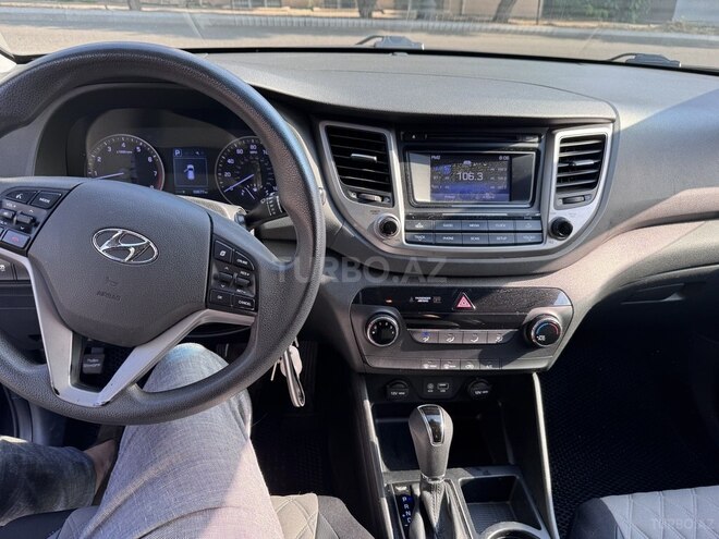 Hyundai Tucson-8