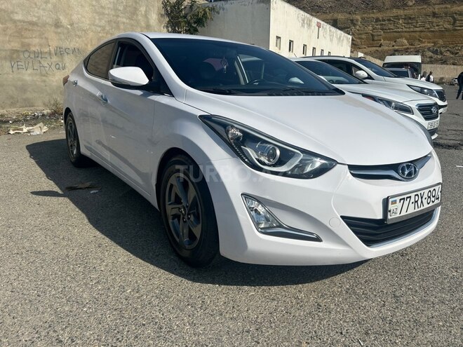 Hyundai Avante-3