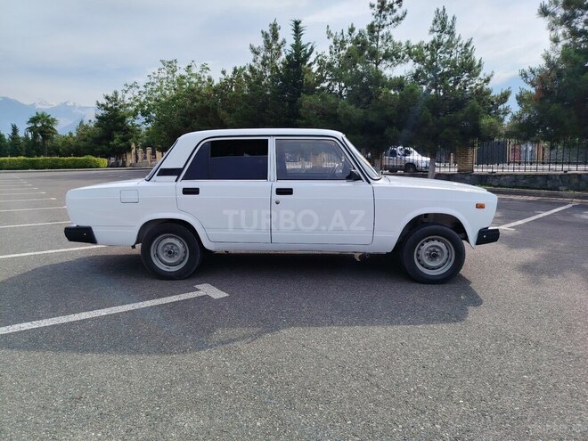 LADA (VAZ) 2107-6