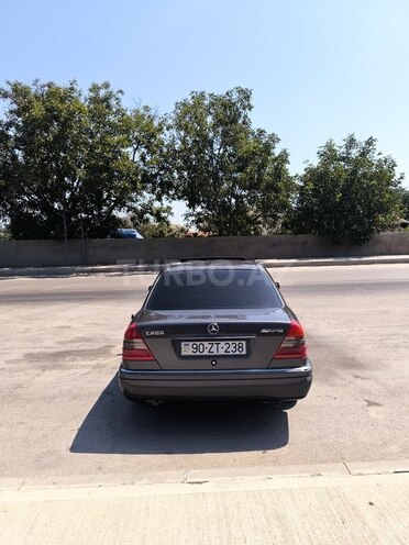 Mercedes C 180-5