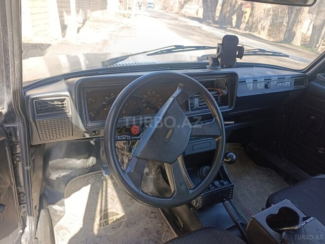 LADA (VAZ) 2107-10