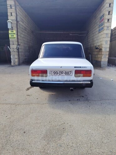 LADA (VAZ) 2107-2