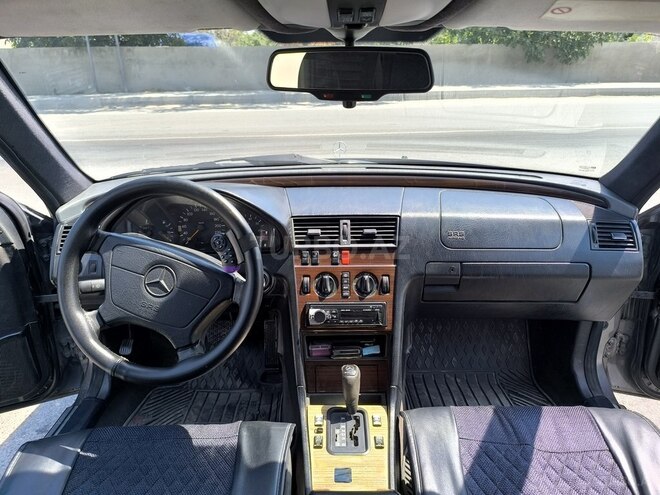 Mercedes C 180-6