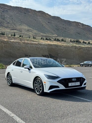 Hyundai Sonata-2