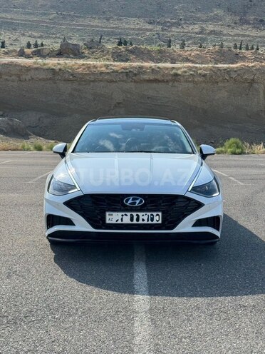 Hyundai Sonata-1
