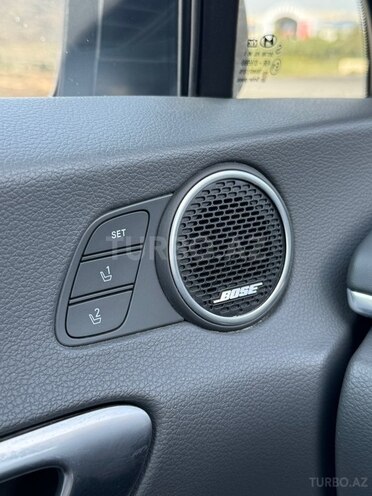 Hyundai Sonata-12