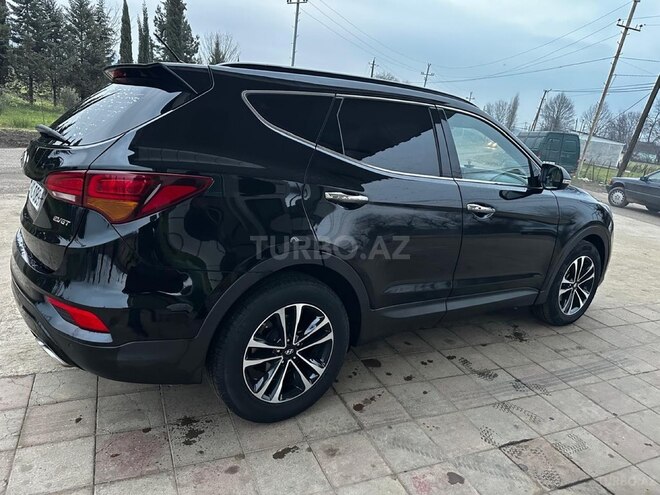 Hyundai Santa Fe-5