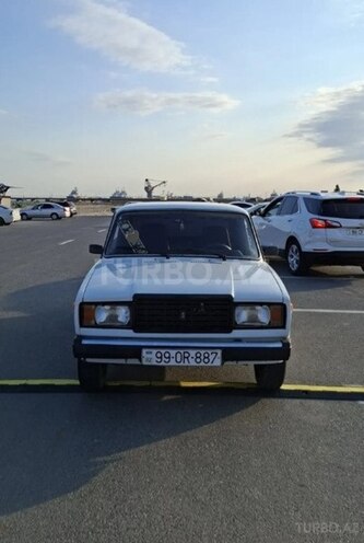 LADA (VAZ) 2107-1