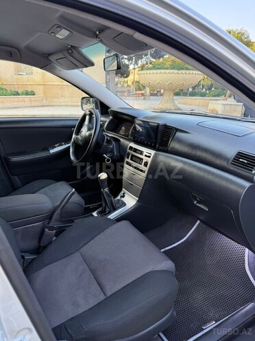 Toyota Corolla-8