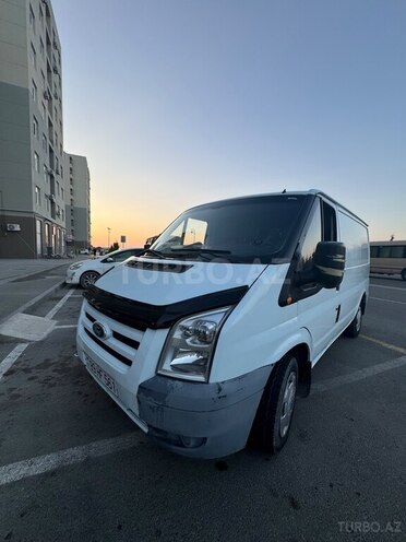 Ford Transit-1