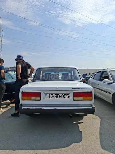 LADA (VAZ) 2107-8