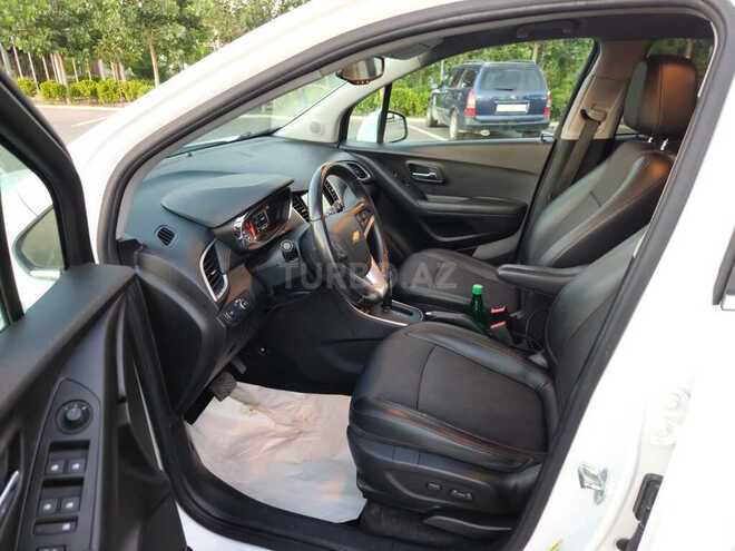 Chevrolet Trax-11