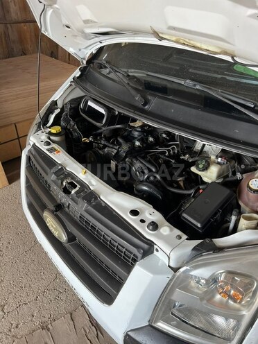 Ford Transit-6