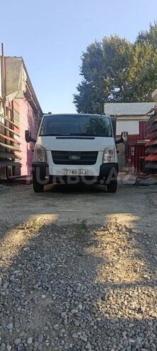Ford Transit-1