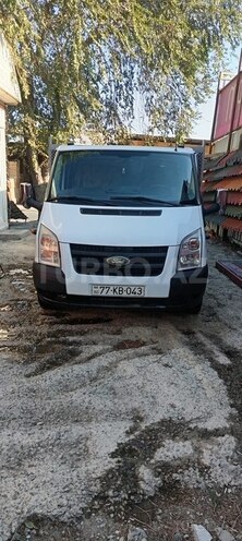 Ford Transit-5