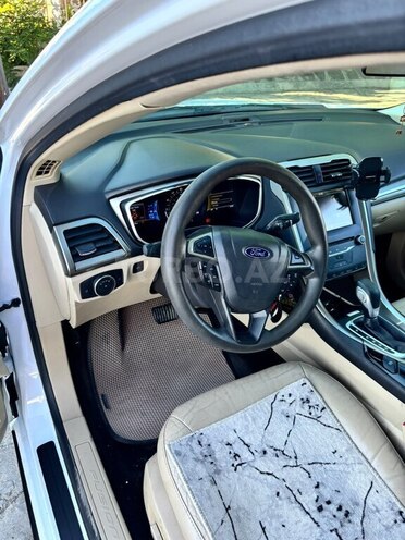 Ford Fusion (North America)-8